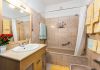 Villa Alexandre full bathroom