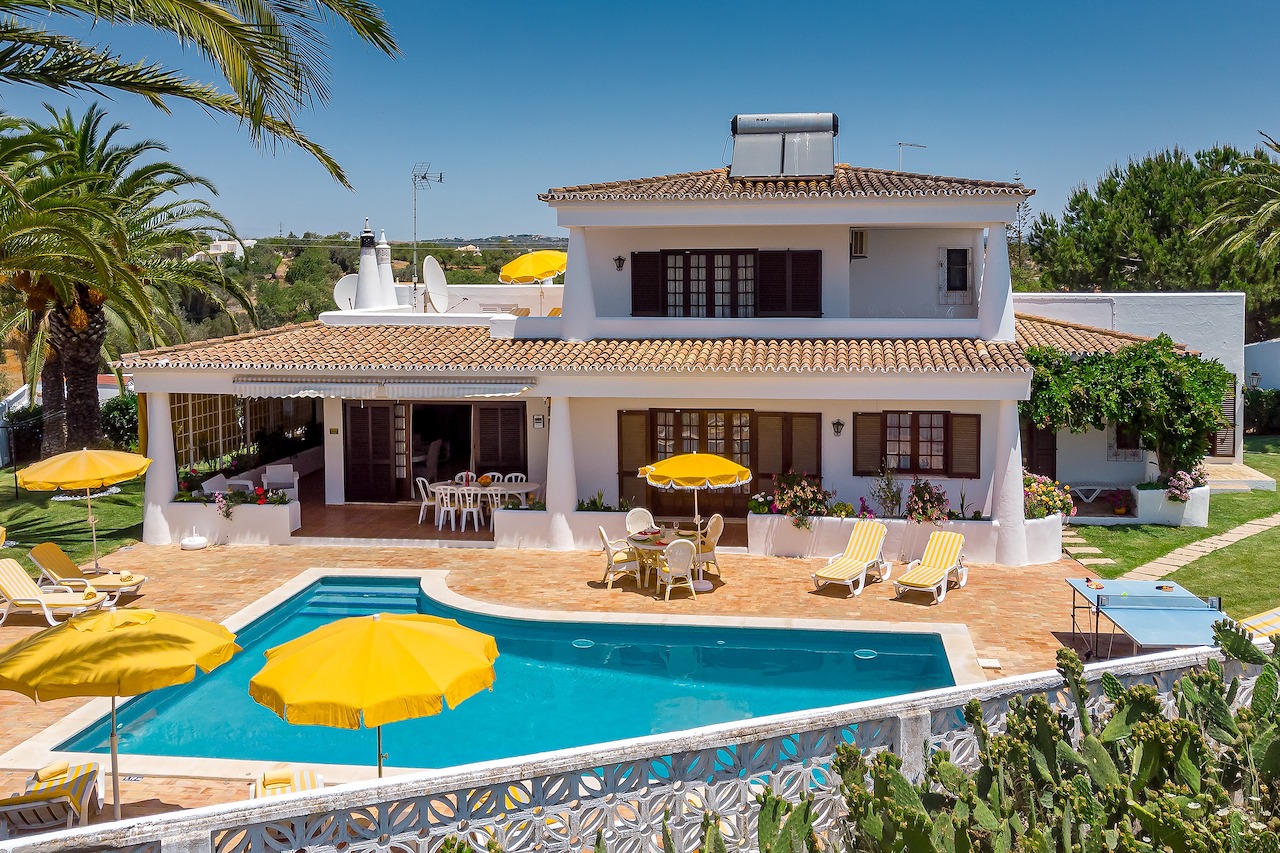 Villa Alexandre - 4 Bedroom Villa in Branqueira, Albufeira