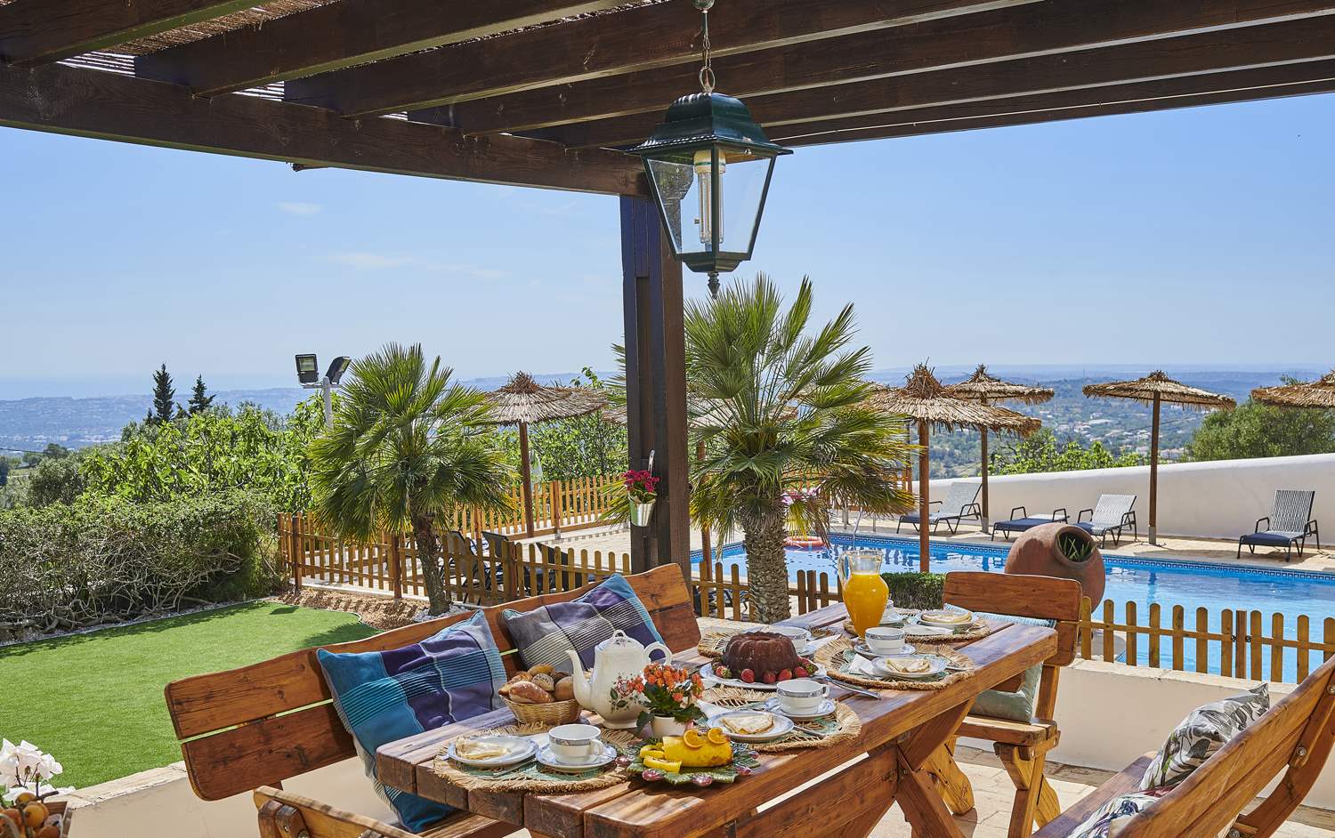 Villa Favour - 8 Bedroom Villa in Boliqueime