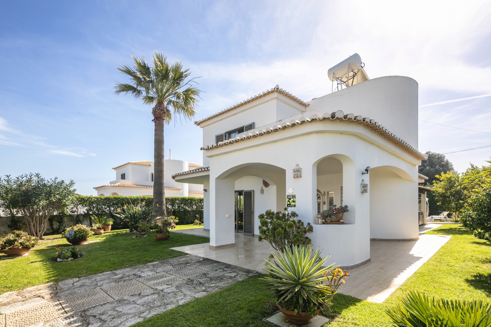 3 Bedroom villa with private pool in Olhos D'Agua, Albufeira