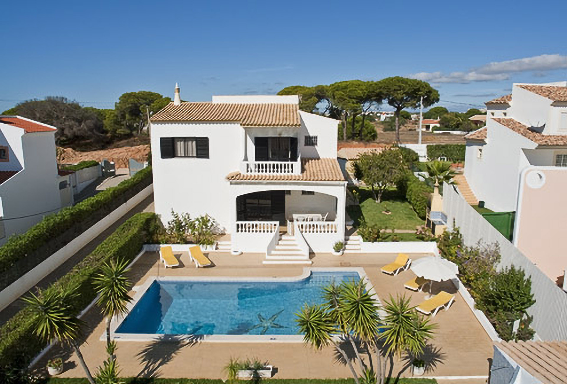 Villa Mila - 5 Bedroom Villa in Olhos D'Agua