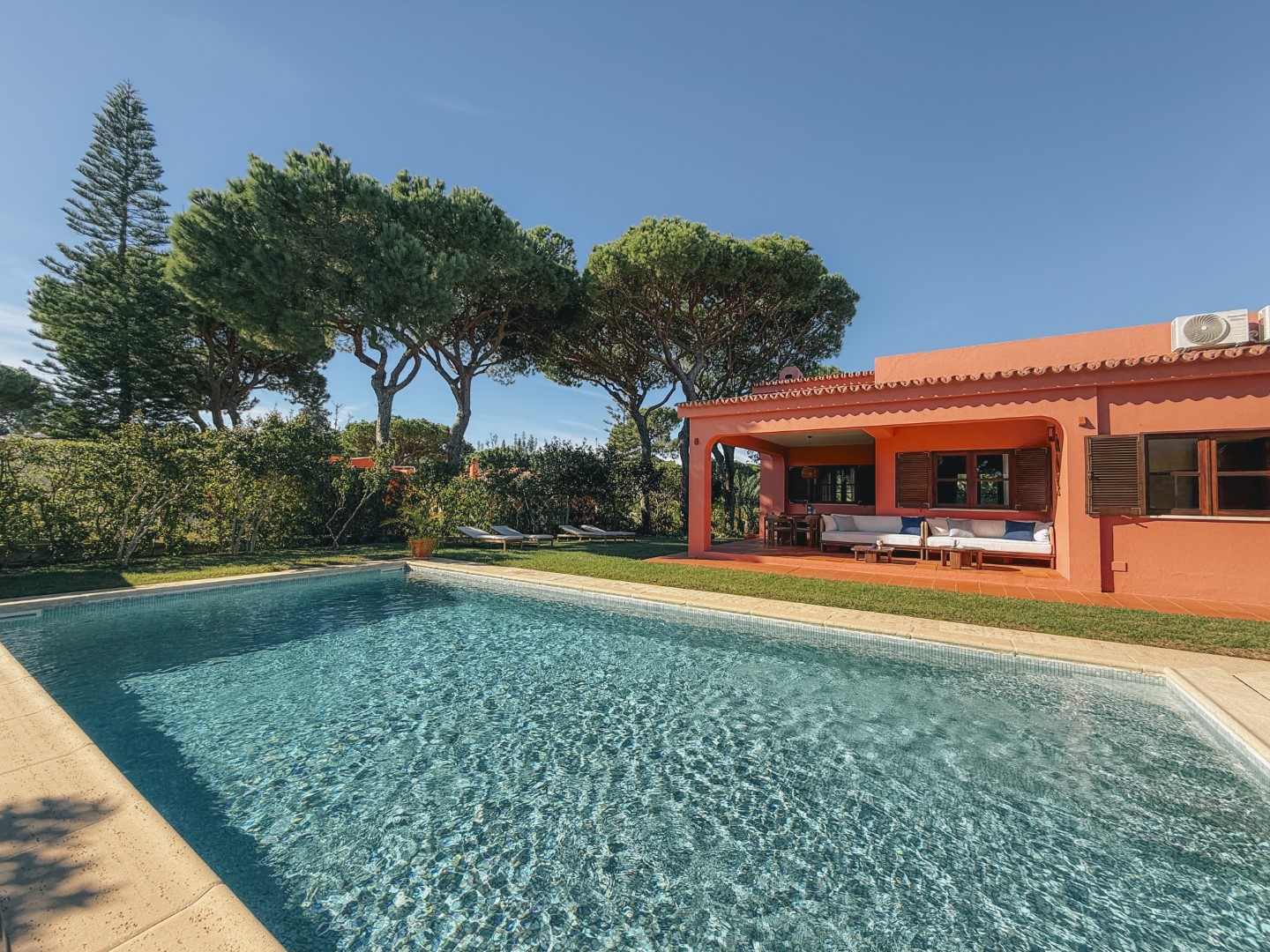 Villa Patricia - 4 Bedroom Villa in Vilamoura