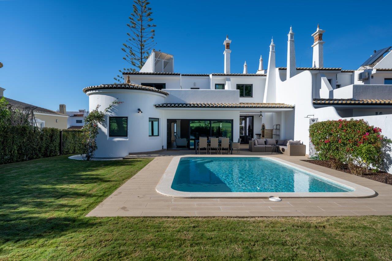 Villa Petra - 4 Bedroom Villa in Vilamoura