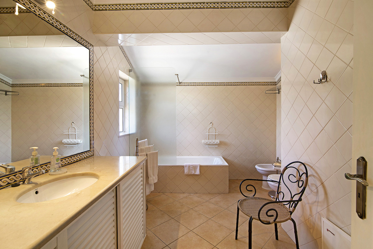 Villa Quintus Court - 5 Bedroom Villa