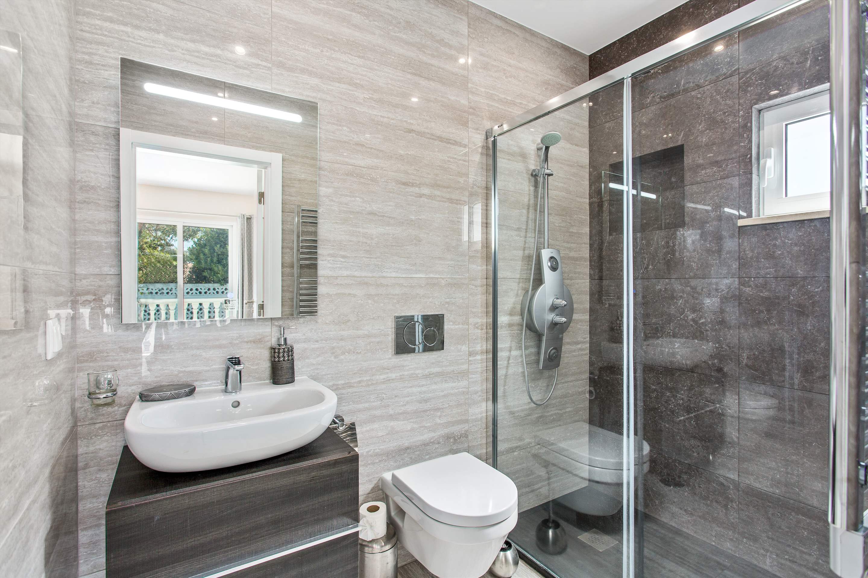 Villa Sarah - 4 Bedroom Villa in Vilamoura