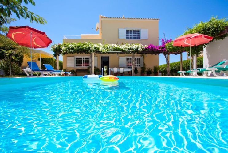 Villa Bonita - 5 Bedroom Villa in Praia da Gale