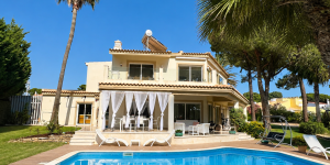 Villa Maria - 4 Bedroom Villa with pool in Vilamoura