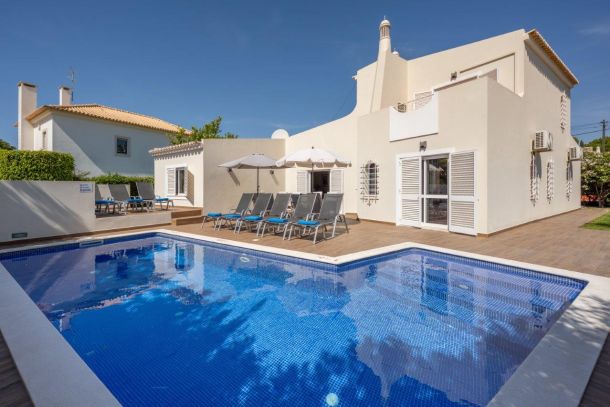 Villa Stephanie - 4 Bedroom Villa in Vilamoura