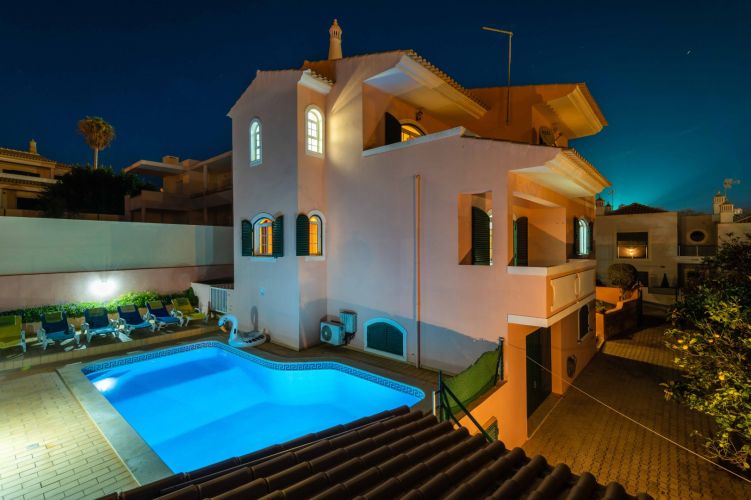 Villa Jacaranda - 3 Bedroom Villa in Albufeira