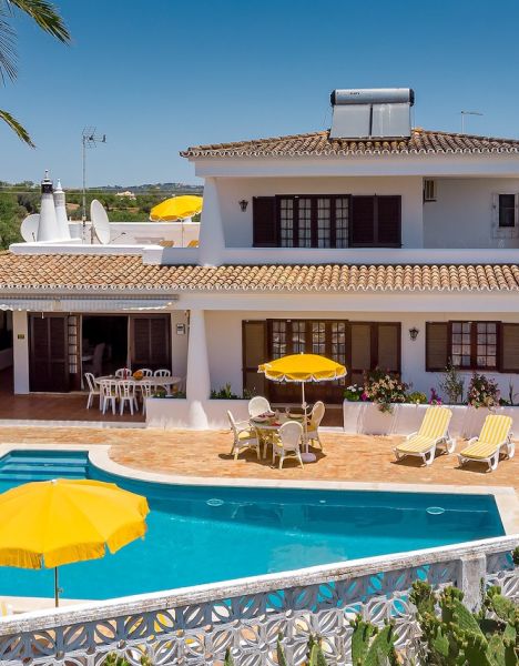 Villa Alexandre - 4 Bedroom Villa in Branqueira, Albufeira