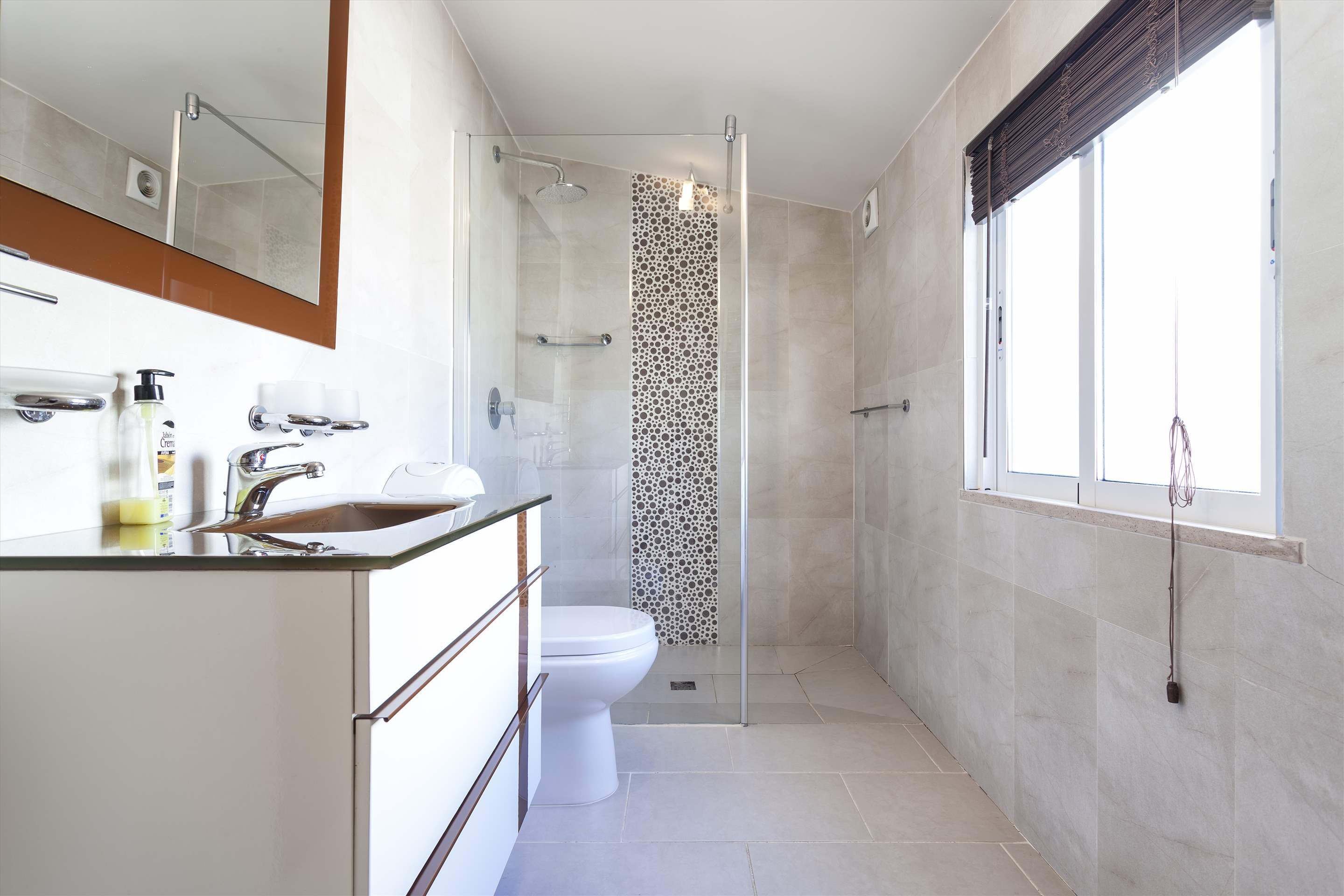 Villa Safira - 4 Bedroom Villa in Quinta do Lago.