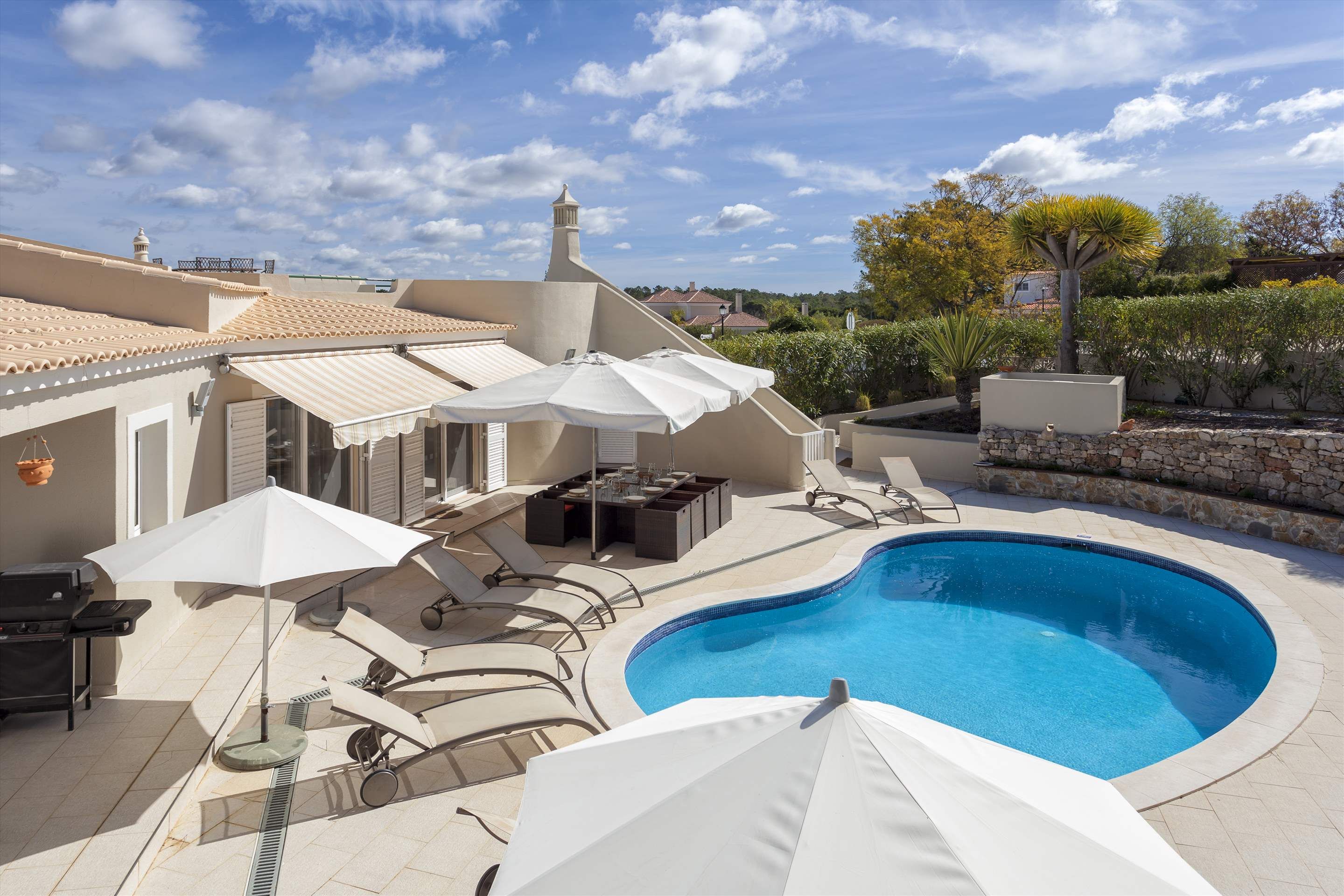 Villa Safira - 4 Bedroom Villa in Quinta do Lago.