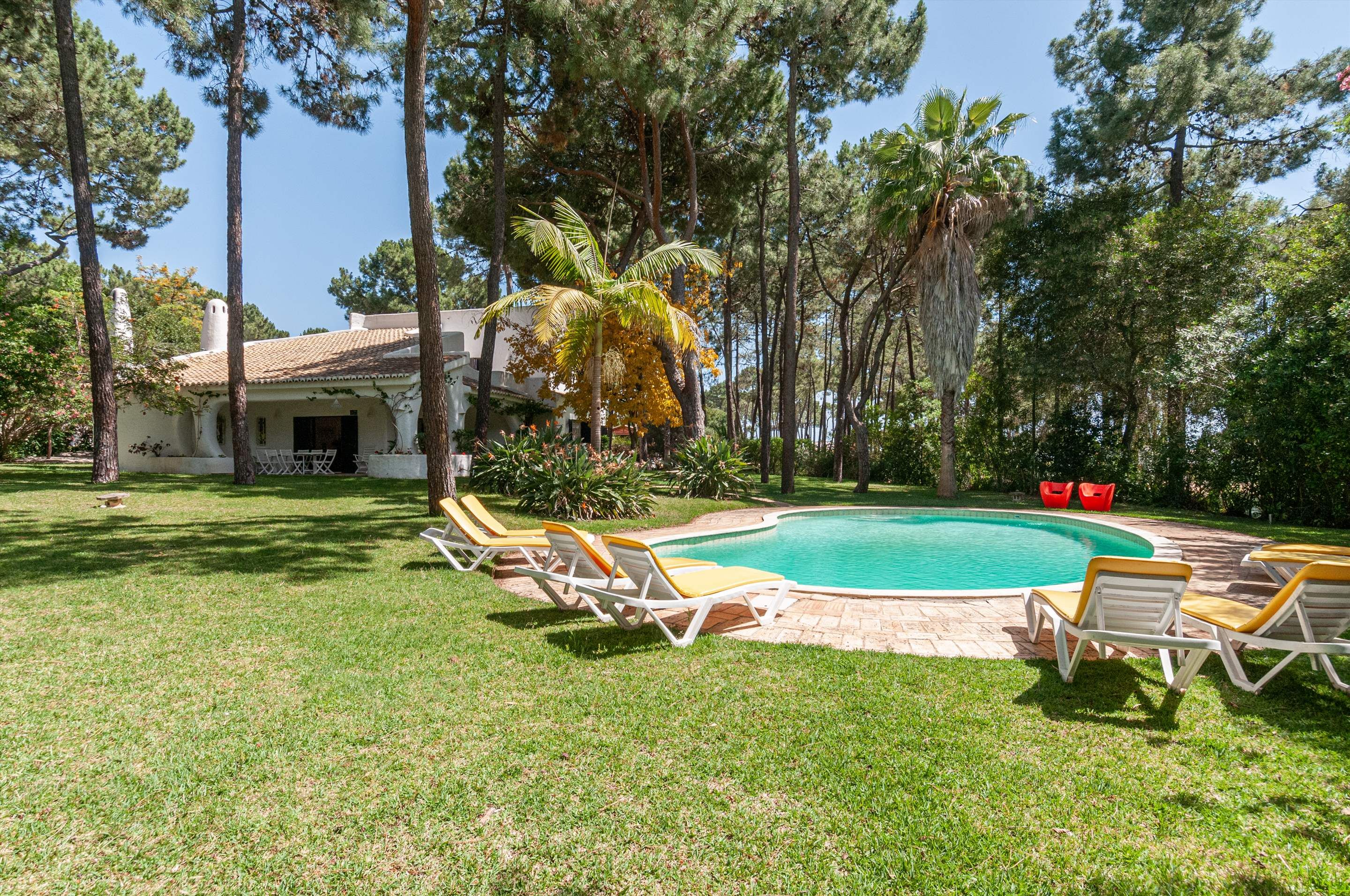 Villa Pine - 4 Bedroom Villa in Vilamoura