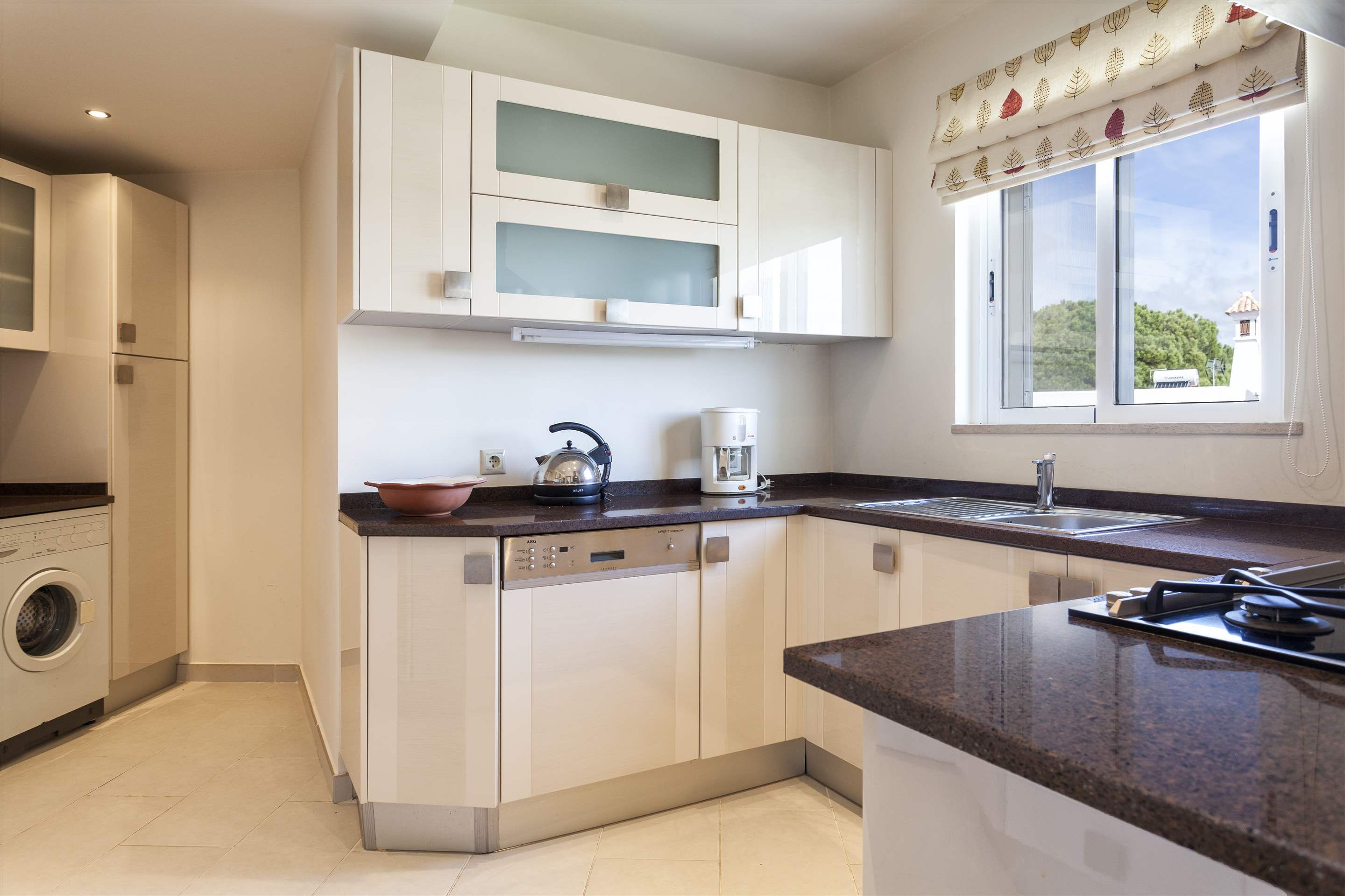 Villa Safira - 4 Bedroom Villa in Quinta do Lago.