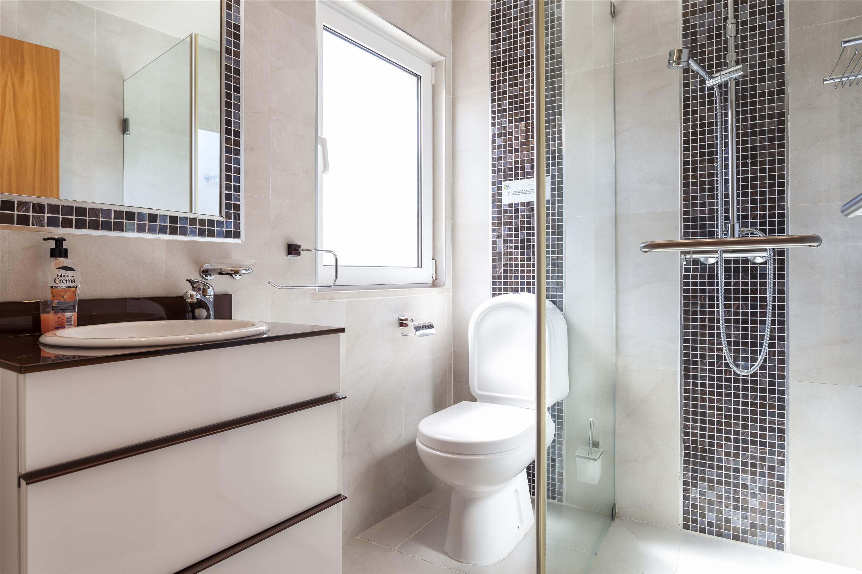 Villa Safira - 4 Bedroom Villa in Quinta do Lago.