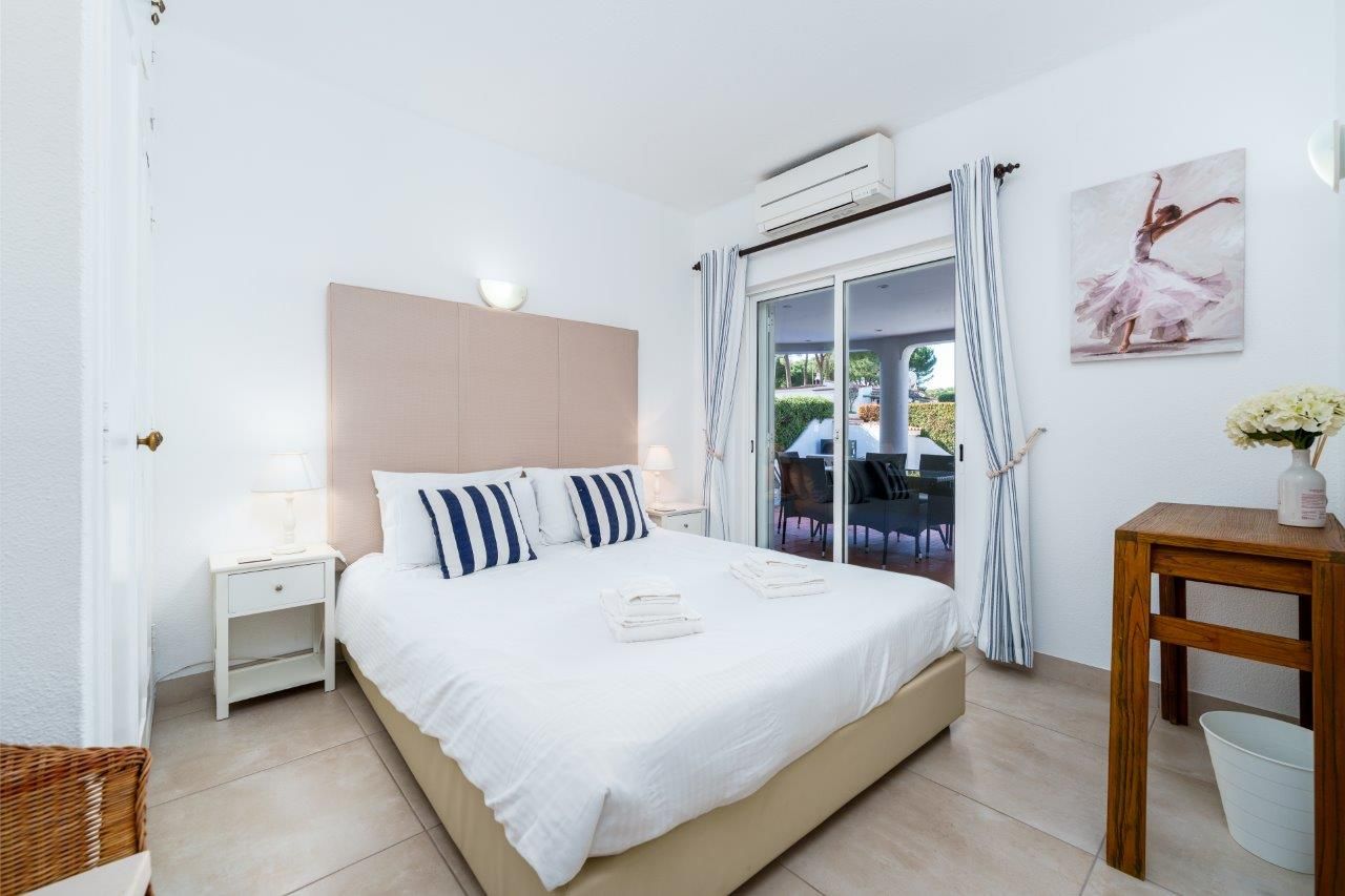 Villa Monica - 2 Bedroom Villa in Vilamoura
