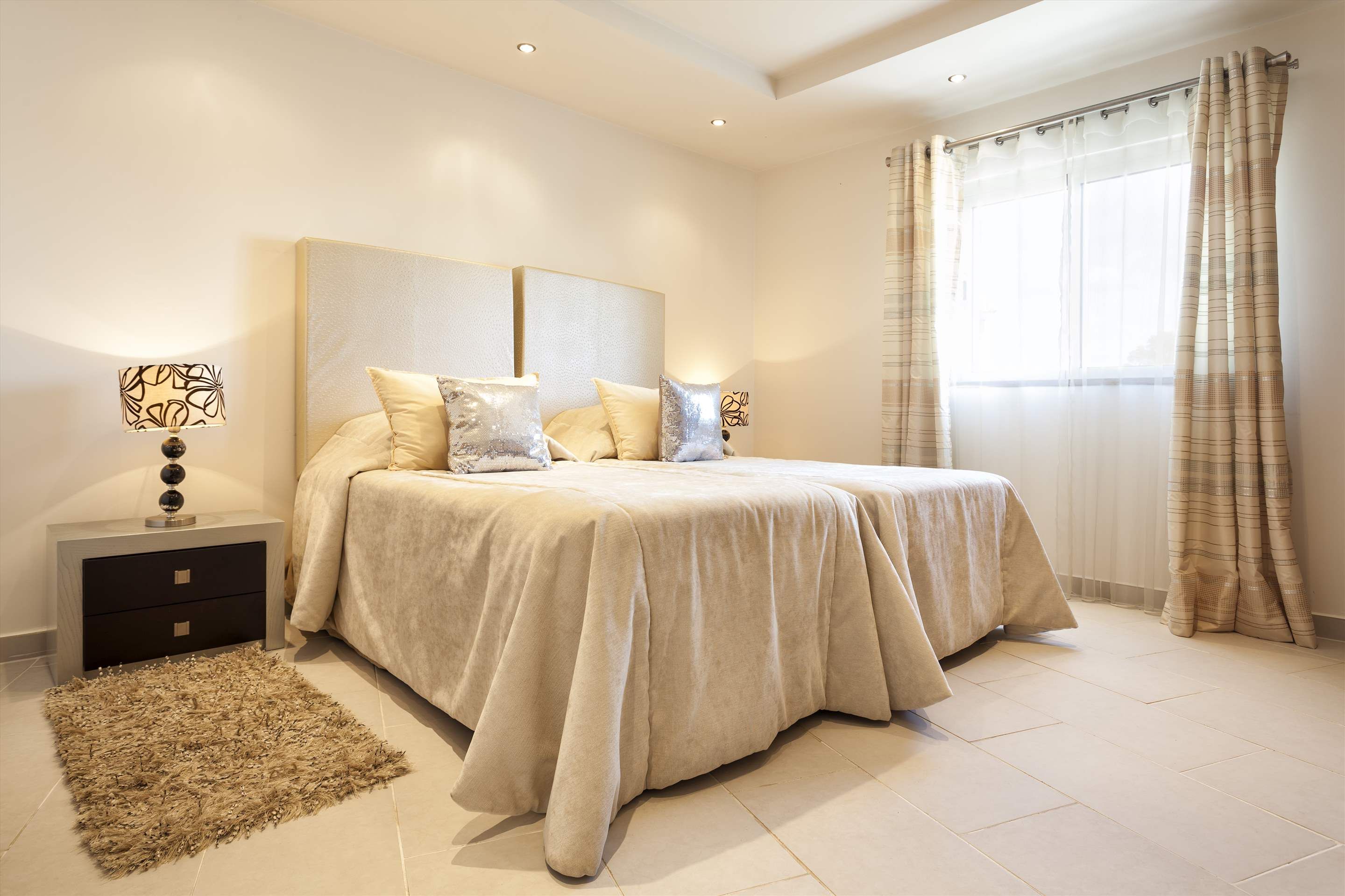 Villa Safira - 4 Bedroom Villa in Quinta do Lago.